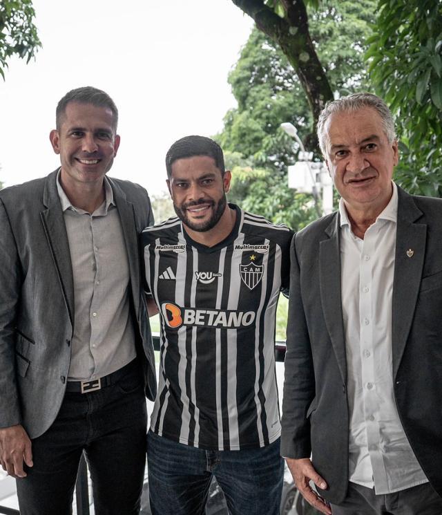 1708692440617008044.jpg 互动-浩克与米涅罗竞技续约 踢到2026年底 到时他40岁