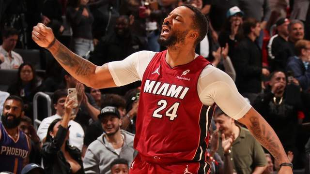 互动-库明加正式申请交易!美媒列三大最现实方案 可三方交易换回克莱