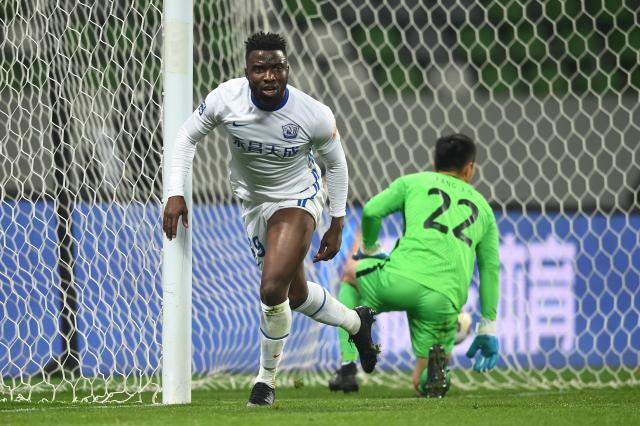 1640093418001066354.jpg 互动-【中超】奥斯卡萨比提破门 沧州雄狮2比1天津津门虎