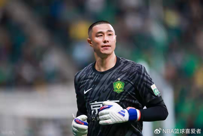 搜狐体育权威社区-海港后防大换血,超级杯雨战国安,谁将笑傲南京?|上海海港|北京国安|卫冕冠军|穆斯卡特|贺惯_新浪体育_新浪新闻