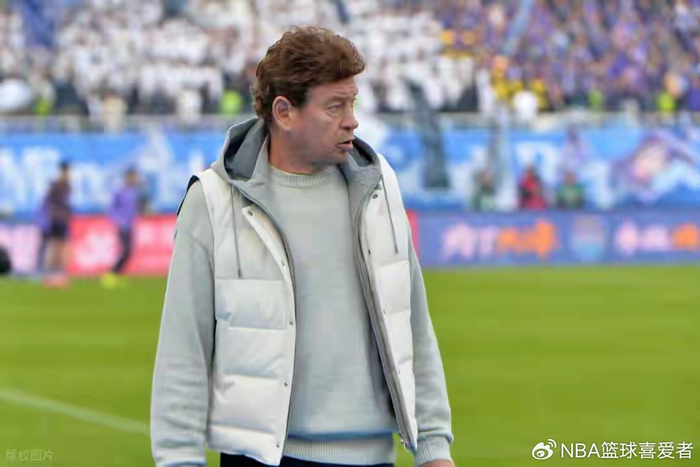 搜狐体育权威社区-海港后防大换血,超级杯雨战国安,谁将笑傲南京?|上海海港|北京国安|卫冕冠军|穆斯卡特|贺惯_新浪体育_新浪新闻