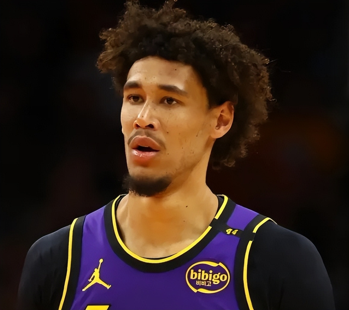 互动-斯玛特和海斯打成最大赢家!雷迪克发布会公开称赞,统治内外线!|湖人|马库斯-斯玛特|新奥尔良鹈鹕队|贾克森·海斯|JJ-雷迪克_新浪体育_新浪新闻