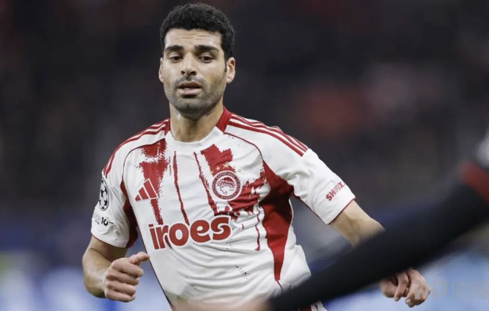 篮球-战火遮蔽真相,塔雷米的“抉择”让无数网友破防,也让无数网友唏嘘_新浪新闻