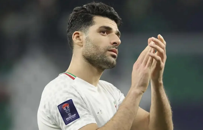 篮球-战火遮蔽真相,塔雷米的“抉择”让无数网友破防,也让无数网友唏嘘_新浪新闻