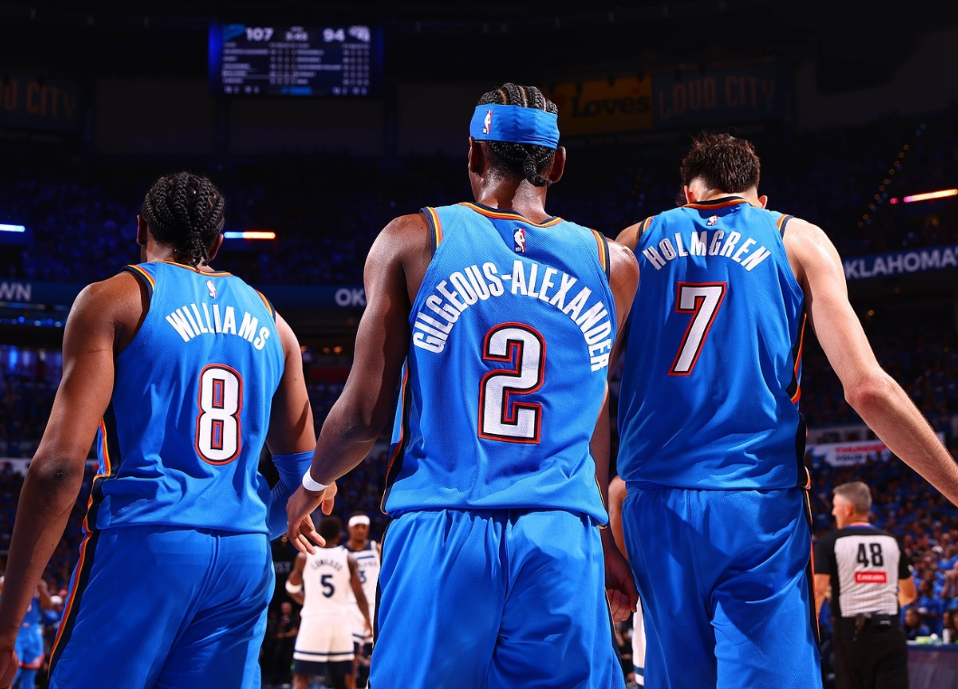 搜狐体育权威社区-从24胜1负,到13胜9负,球队老大先破防!你们成本赛季伪夺冠热门