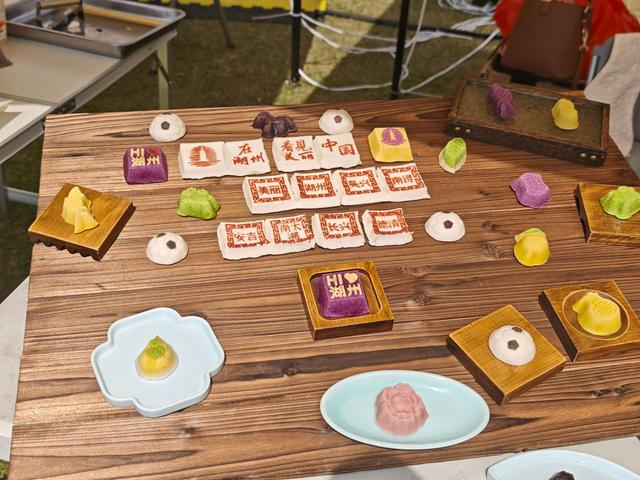 篮球-21635人的心跳，与湖州队同频——“吴越杯”湖州主场首战侧记|杭州|浙江省城市足球联赛|球迷|看台|折页_新浪体育_新浪新闻