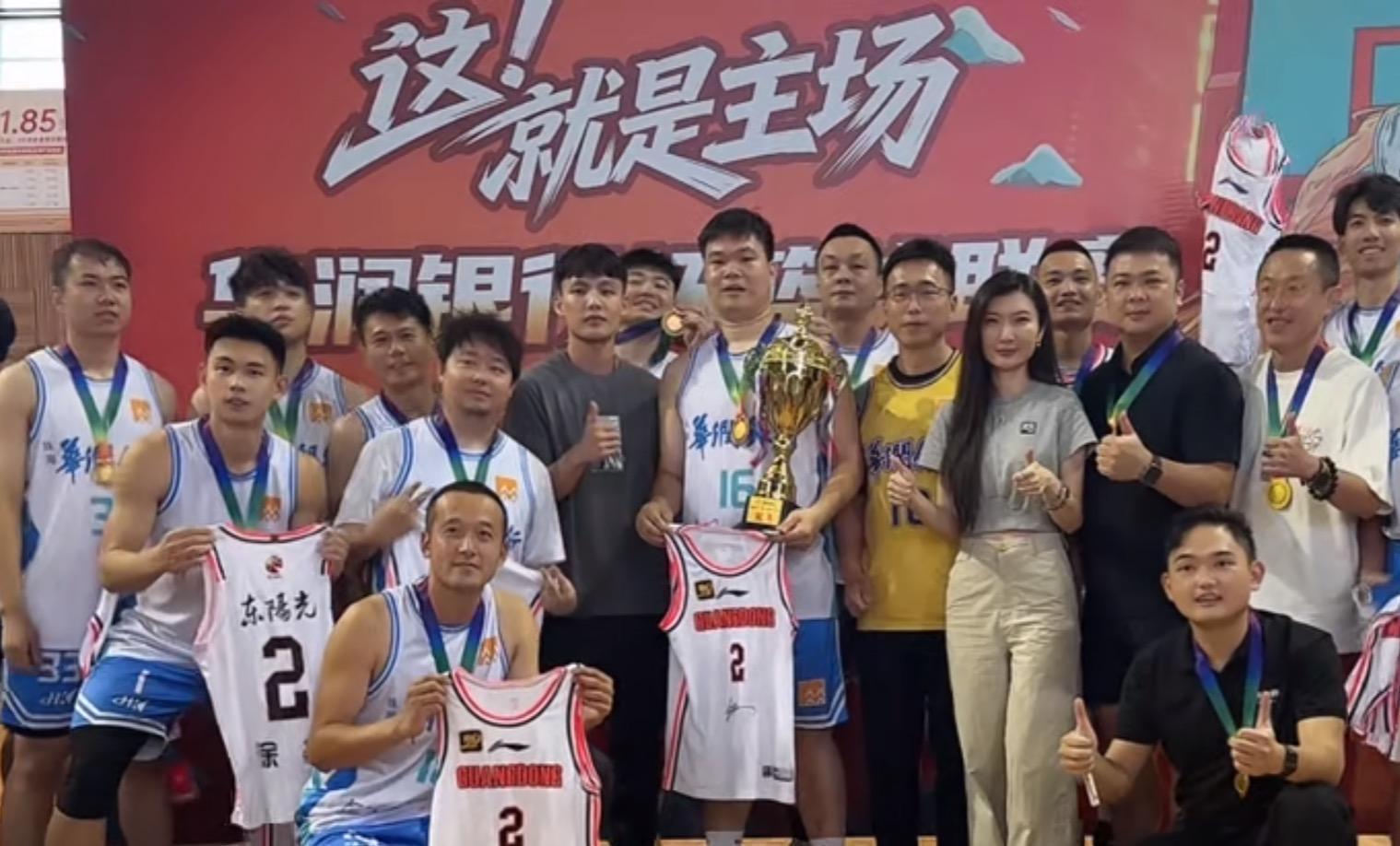 宏远早报!徐杰办球迷见面会,杜锋收获爱将感谢,王洪泽签新合同